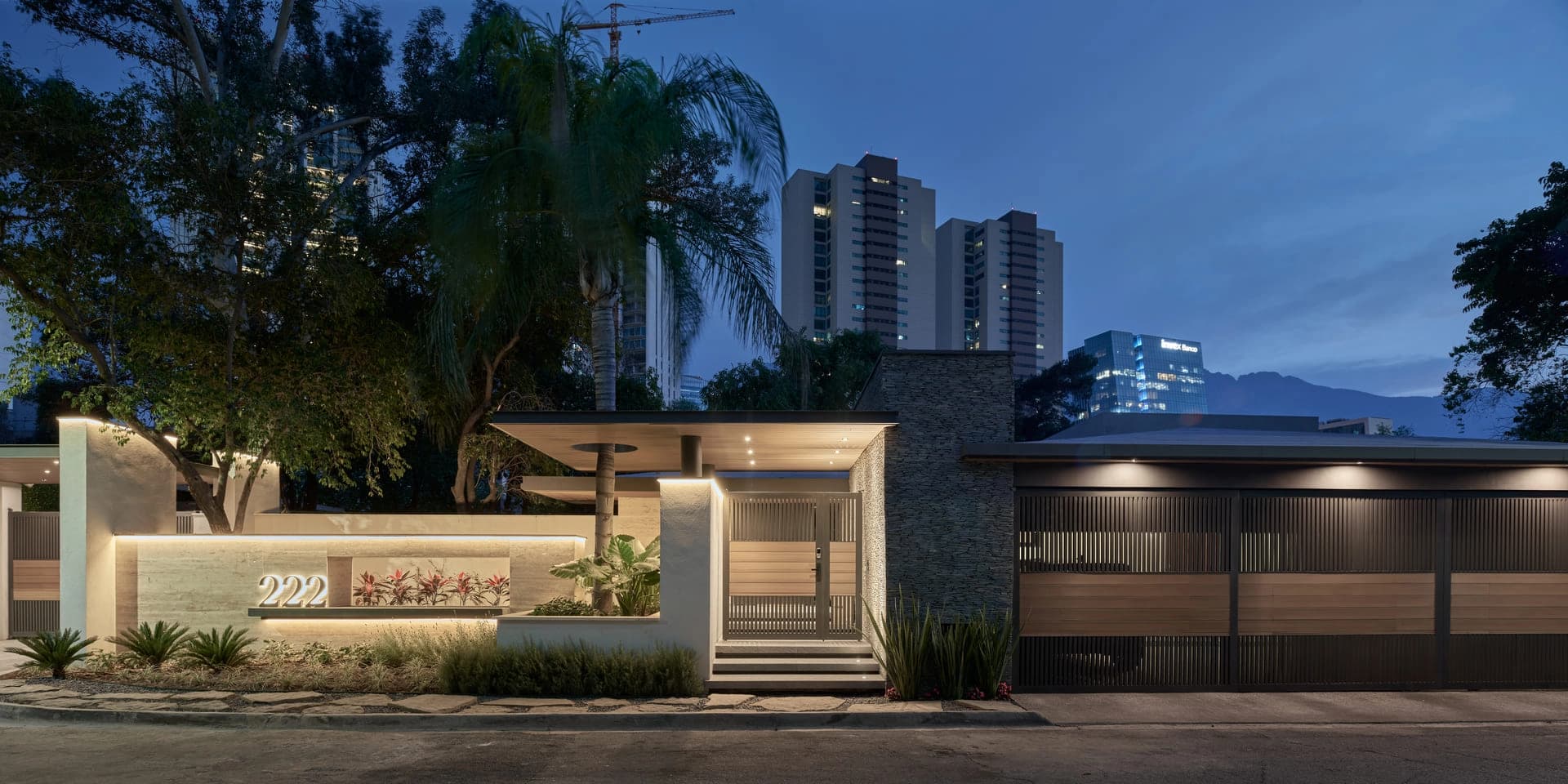 Casa Árbol, arquitectura residencial de Anta Estudio